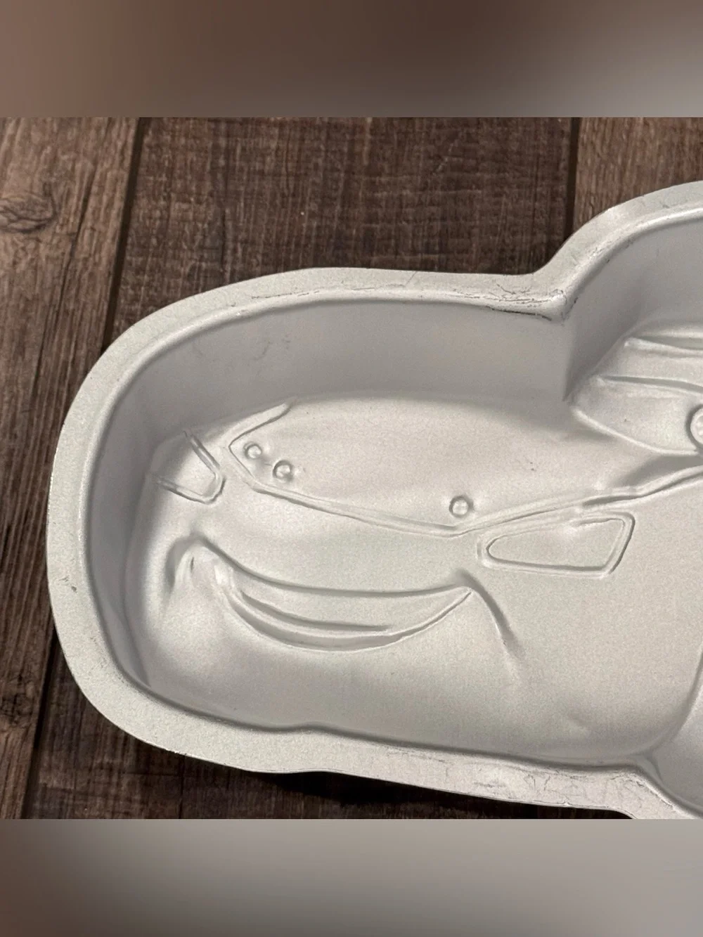 Wilton Disney Pixar Cars Lightning McQueen Aluminum Cake Pan 2105-6400
